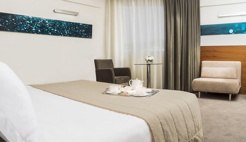 Superior Room, City View