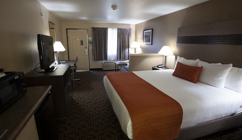 Room, 1 King Bed, Accessible, Non Smoking (Mobility)