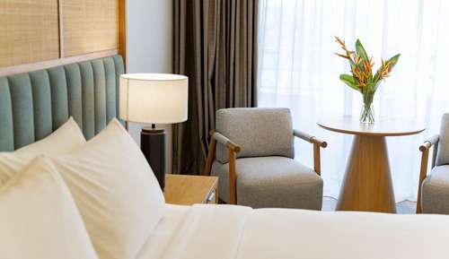 Executive Suite, 1 King Bed, Sea Facing (Renovated)