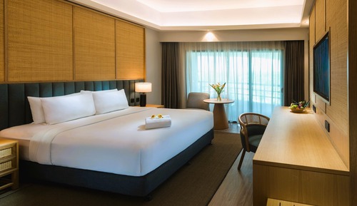 Premier Deluxe Room, 1 King Bed, Sea Facing (Renovated)