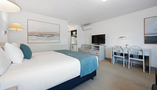 Standard Room, 1 King Bed, Non Smoking