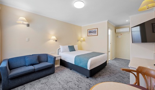 Standard Room, 1 Queen Bed, Non Smoking
