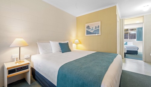 Standard Room, Multiple Beds, Non Smoking