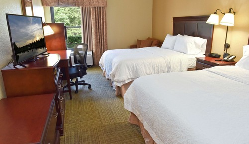 Two queen beds non smoking