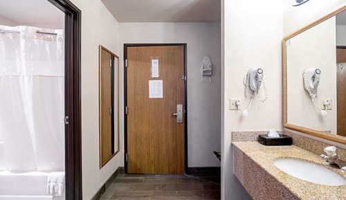 Standard Room, 2 Queen Beds, Non Smoking