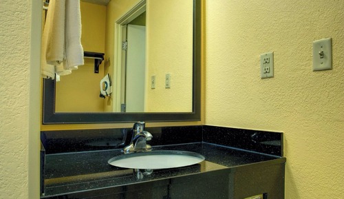 Room, 1 Queen Bed, Non Smoking