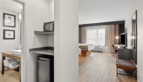 Room, 2 Queen Beds, Non Smoking