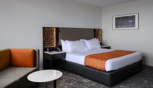 Superior Room, King Bed, Harbor View