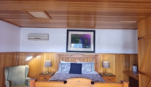 Stable Queen Room 