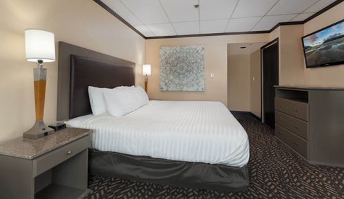 Signature Suite, 1 King Bed, Kitchenette, Ocean View