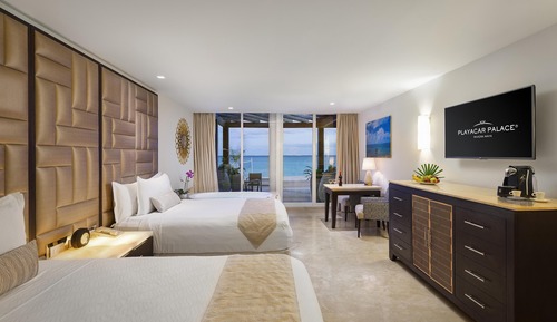 Superior Walk Out Suite Ocean Front - Kids & Teens Free