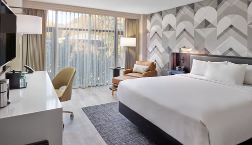 Accessible Room (ACKG)