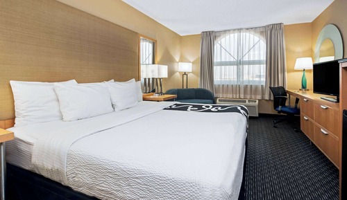 Room, 1 King Bed, Accessible, Non Smoking (Bathtub)