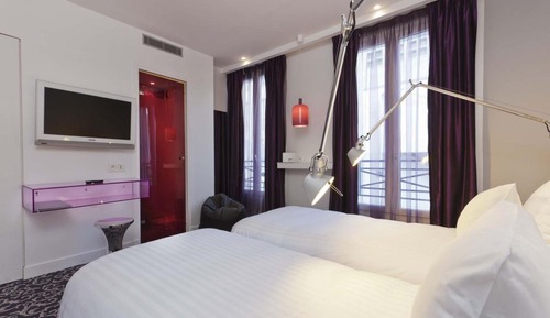 Standard Twin Room