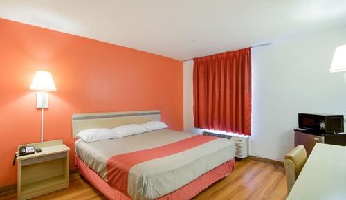 Standard Room, 1 King Bed, Smoking