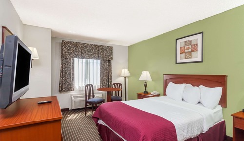 Room, 1 Double Bed, Accessible, Non Smoking (Mobility)