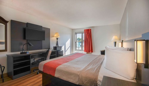 Standard Room, 1 King Bed, Non Smoking