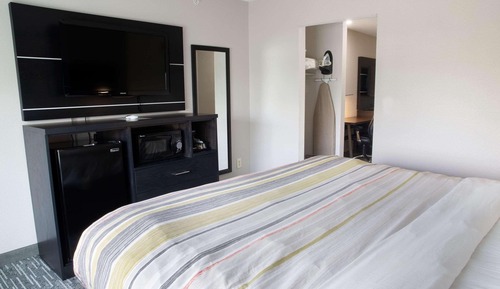 Room, 2 Queen Beds, Accessible, Non Smoking