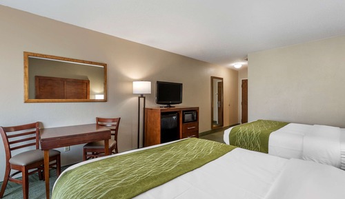 Standard Room, 2 Queen Beds, Non Smoking