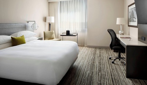 Club Room, 1 King Bed