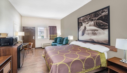 Standard Room, 1 King Bed