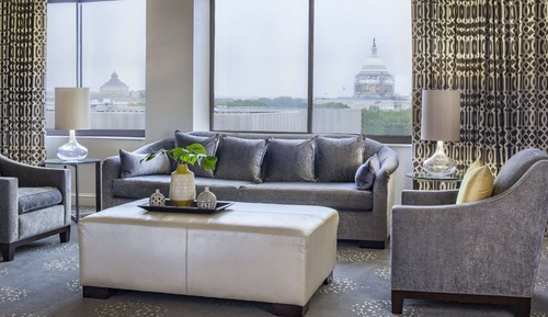 Suite, 1 King Bed