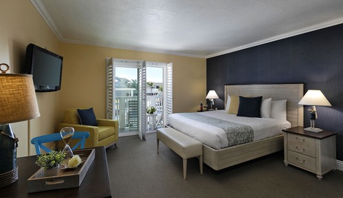 Suite, Multiple Beds, Partial Ocean View, Corner (Two Bedrooms, Two Kings)