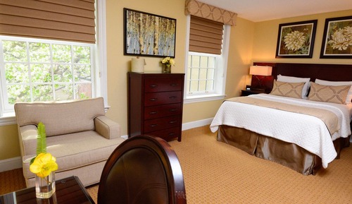 Standard Room, 1 King Bed