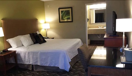 Standard Room, 1 King Bed