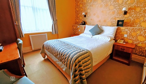 Classic Double Room