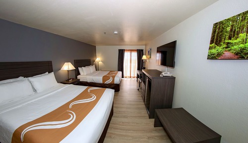 Standard Room, 2 Queen Beds, Non Smoking, Harbor View (NO PETS)