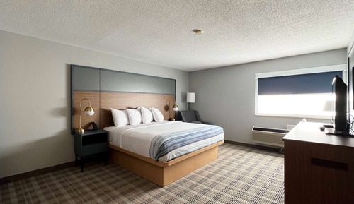 Studio Suite, 1 King Bed, Non Smoking, Jetted Tub