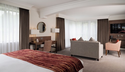 Deluxe Studio Suite