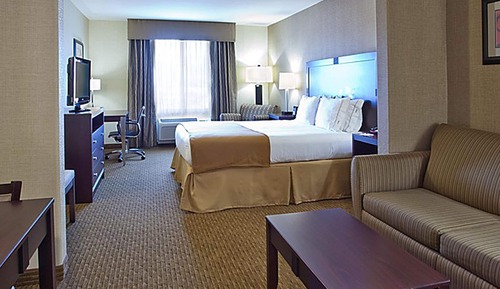 Suite, 1 King Bed, Non Smoking (Oversized)