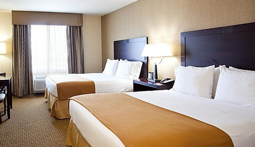 Comfort Room, 2 Queen Beds, Non Smoking