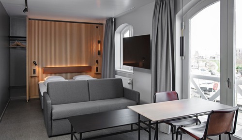 Family Studio, 1 King Bed, Non Smoking