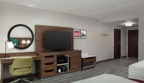 Room, 2 Queen Beds, Accessible, Non Smoking