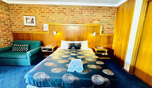Queen Room