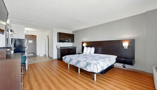 Standard Room, 1 King Bed, Non Smoking