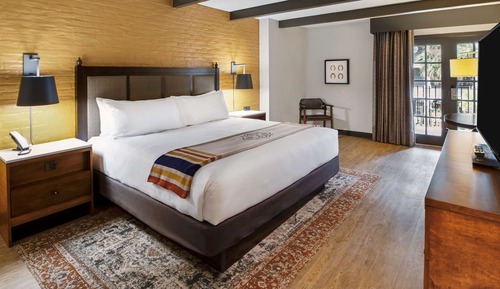 Room, 1 King Bed, View
