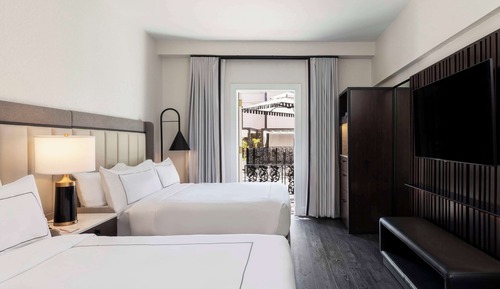 Room, 2 Queen Beds, Pool View (Cabana)