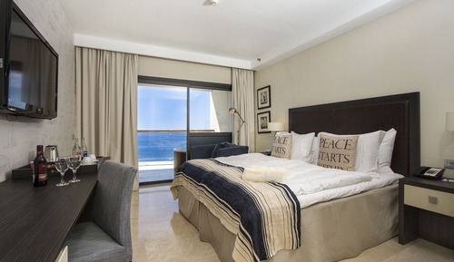 Premium Room