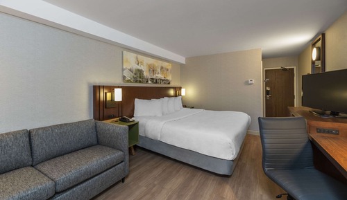 Room, 1 King Bed (Stair Access Only)