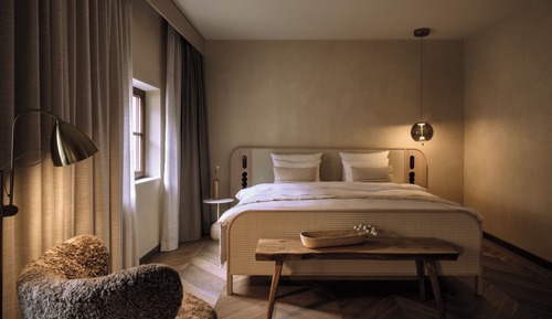 Deluxe Junior Suite