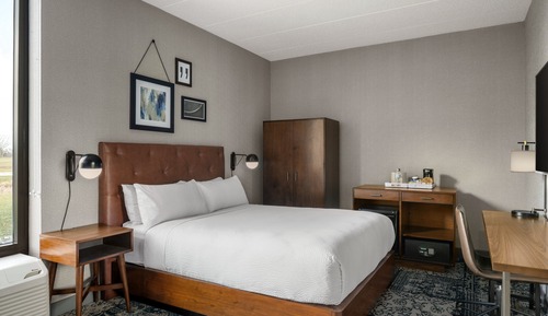 Traditional Room, 1 Queen Bed, Non Smoking