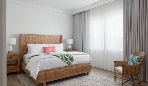 Villa, 1 King Bed, Mobility Accessible (Suite)