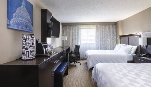 Standard Room, 2 Queen Beds (Communications)