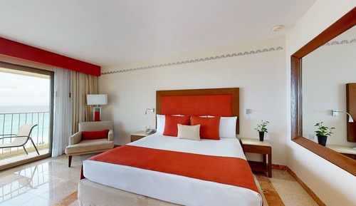 Deluxe Ocean View King