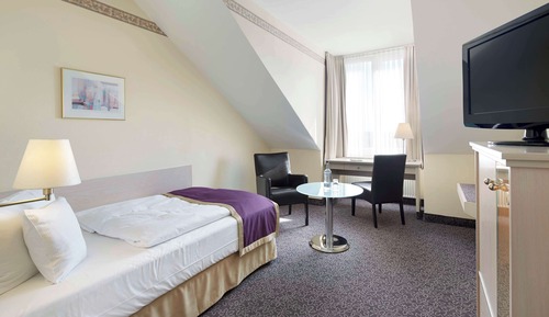 Comfort Room, 1 Twin Bed