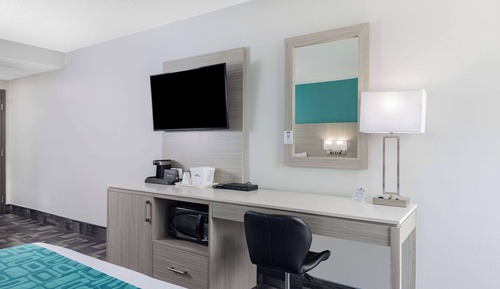 Room, 2 Queen Beds, Non Smoking